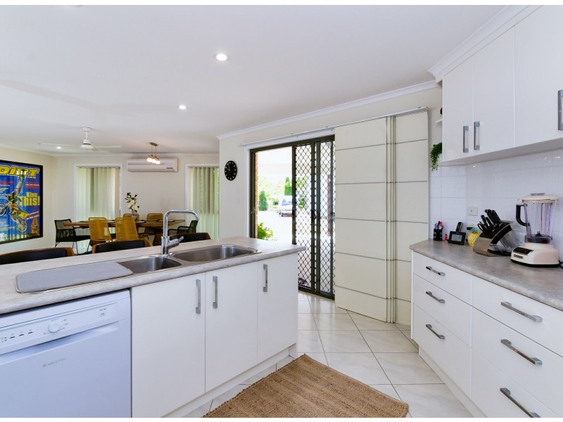 165 Jim Whyte Way, Burua QLD 4680