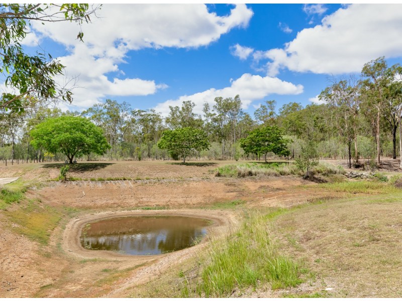 165 Jim Whyte Way, Burua QLD 4680