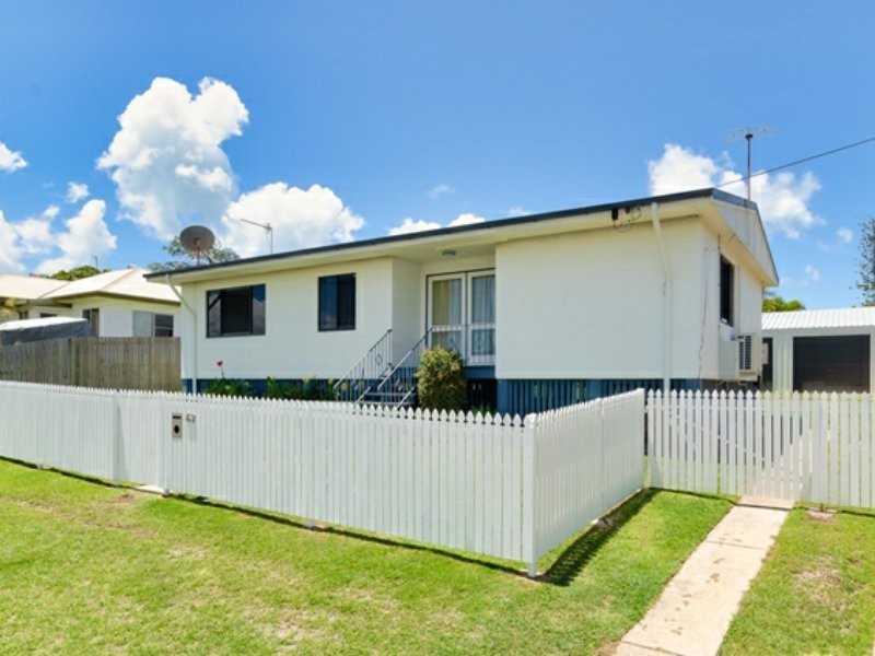 62 Barney Street, Barney Point QLD 4680