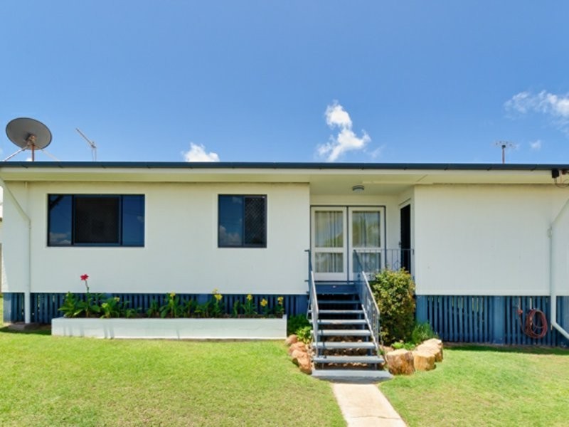 62 Barney Street, Barney Point QLD 4680