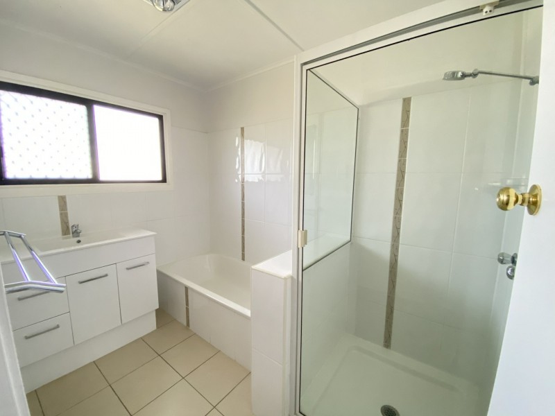 62 Barney Street, Barney Point QLD 4680