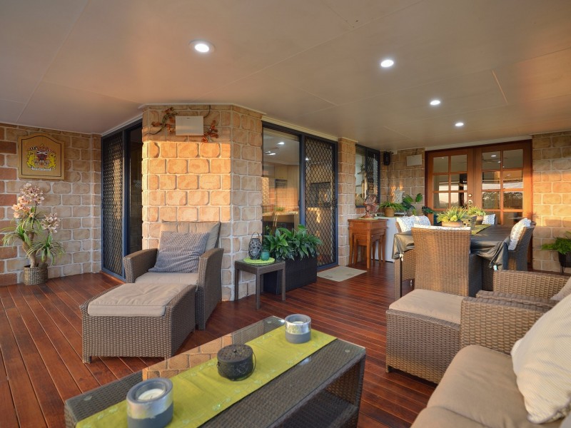 15 Parsloe Street, Telina QLD 4680