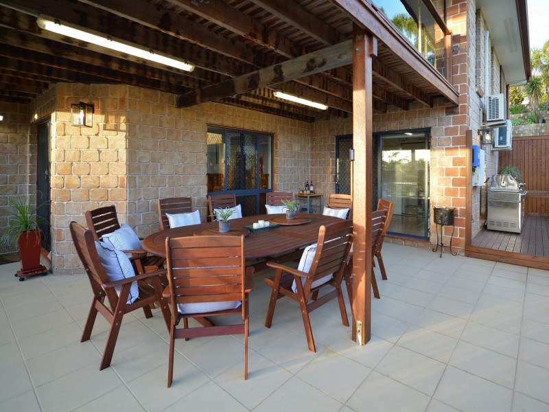 15 Parsloe Street, Telina QLD 4680