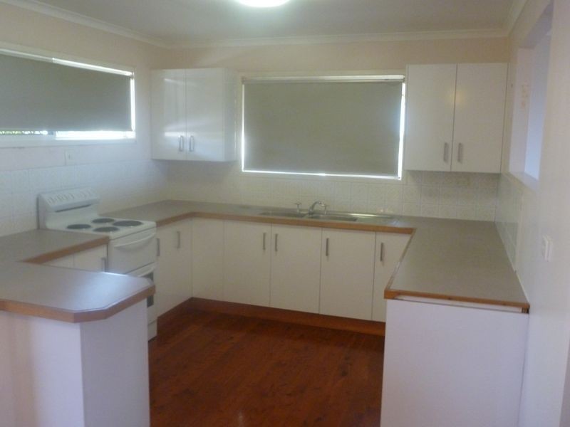38 Flinders Street, West Gladstone QLD 4680