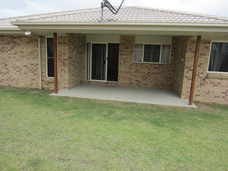 37 Liriope Drive, Kirkwood QLD 4680