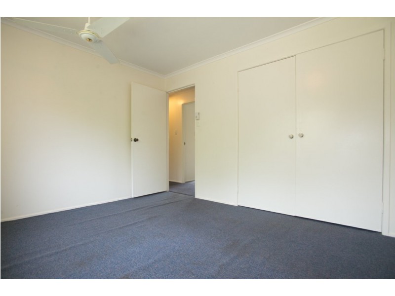 8 Pluto Street, Telina QLD 4680