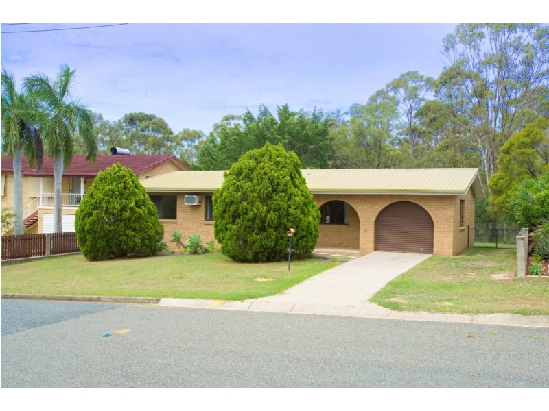 8 Pluto Street, Telina QLD 4680