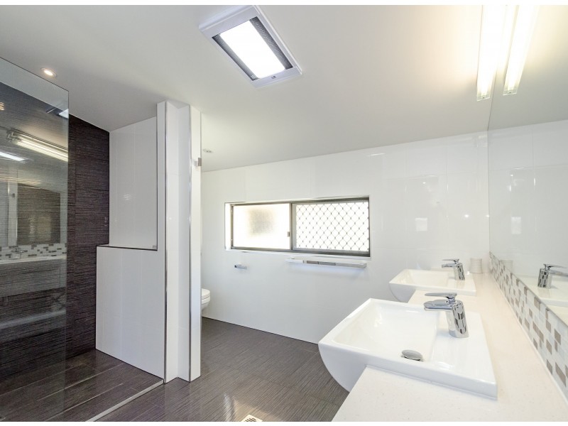 8 Mallard Court, South Gladstone QLD 4680