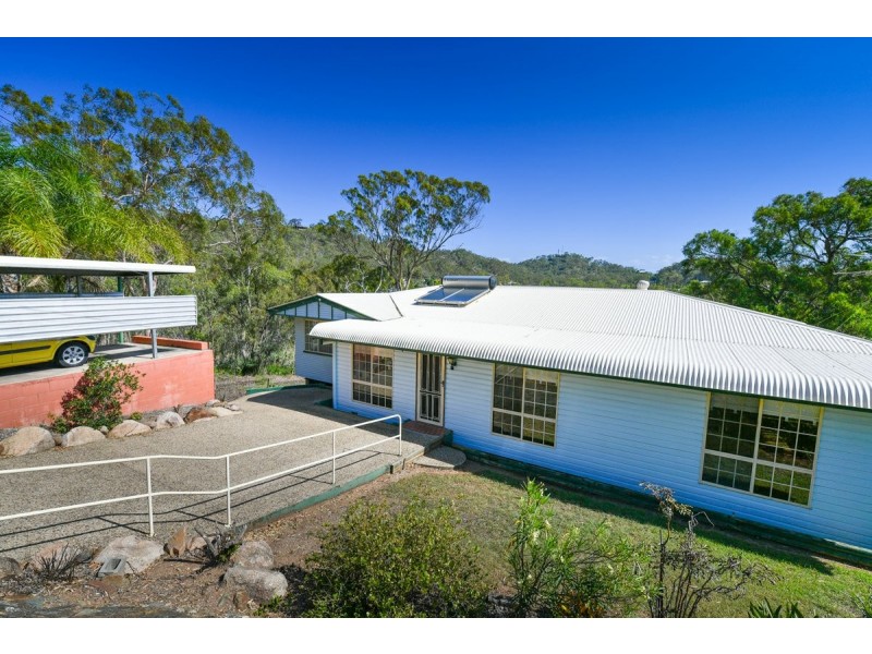 13 Warren Street, West Gladstone QLD 4680