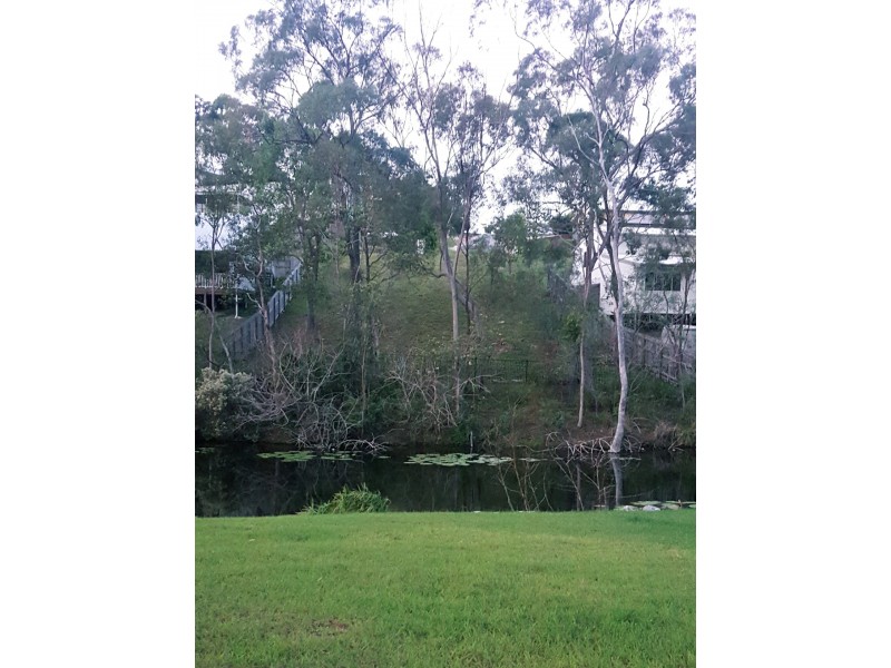 11 Ouston Place, South Gladstone QLD 4680