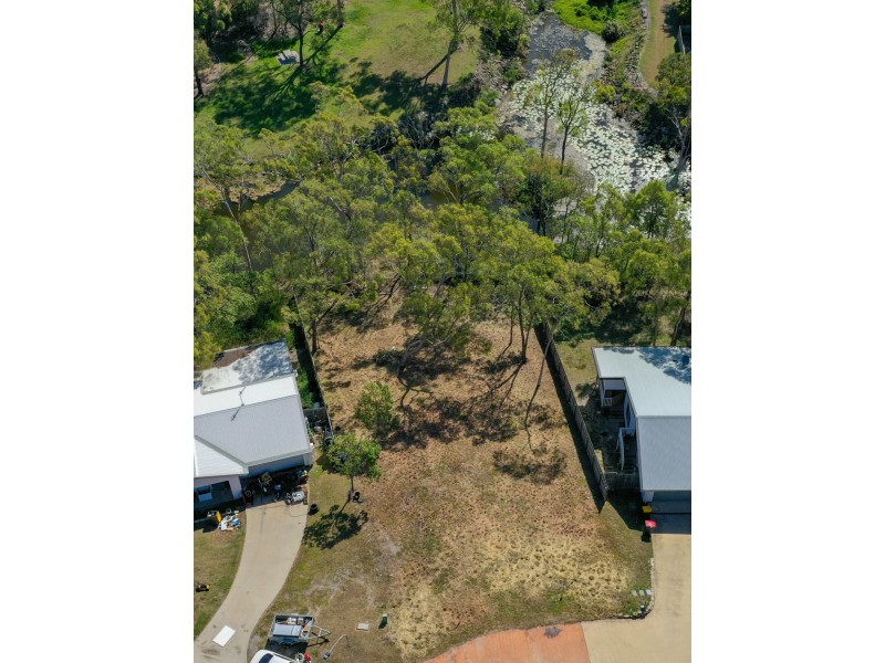 11 Ouston Place, South Gladstone QLD 4680