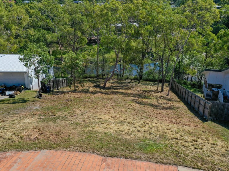 11 Ouston Place, South Gladstone QLD 4680