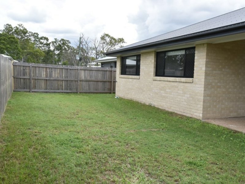 22 Powell Close, New Auckland QLD 4680