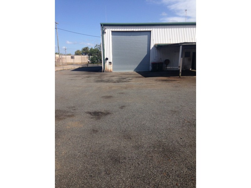 1/4 ROOKSBY STREET, Gladstone QLD 4680