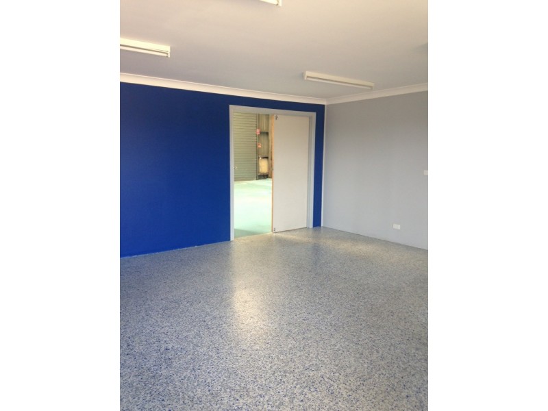 1/4 ROOKSBY STREET, Gladstone QLD 4680