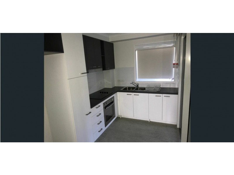 4/40 Glenlyon Road, Gladstone QLD 4680