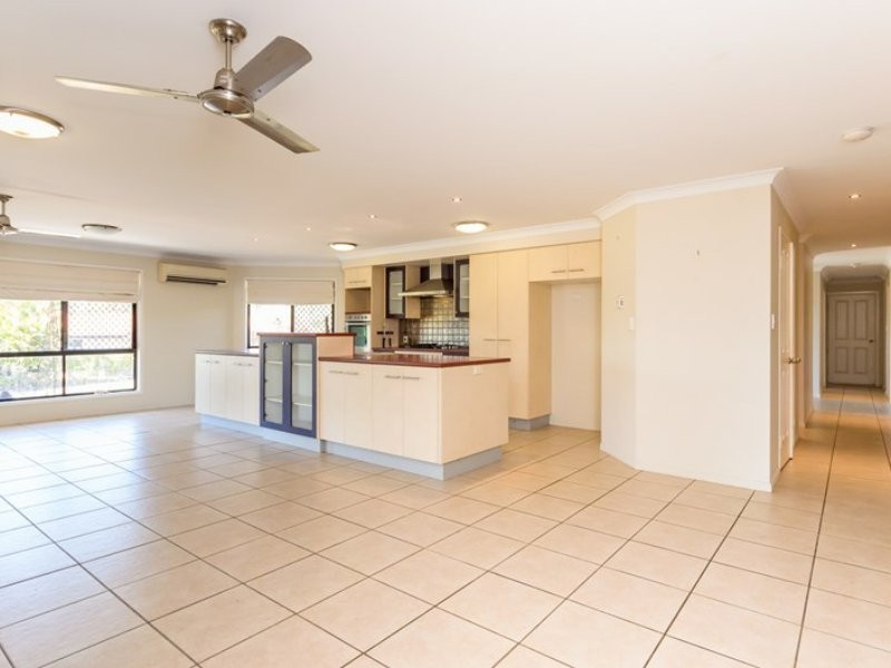 33 Dedekind Avenue, Benaraby QLD 4680