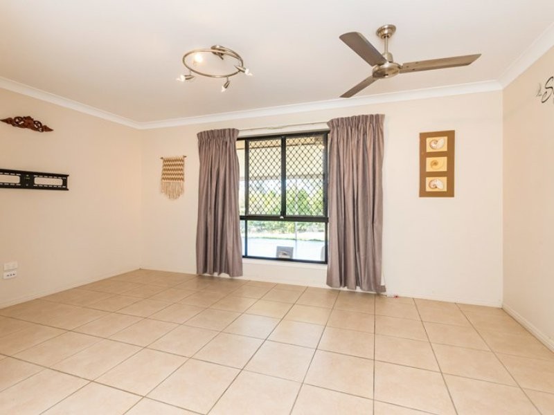 33 Dedekind Avenue, Benaraby QLD 4680