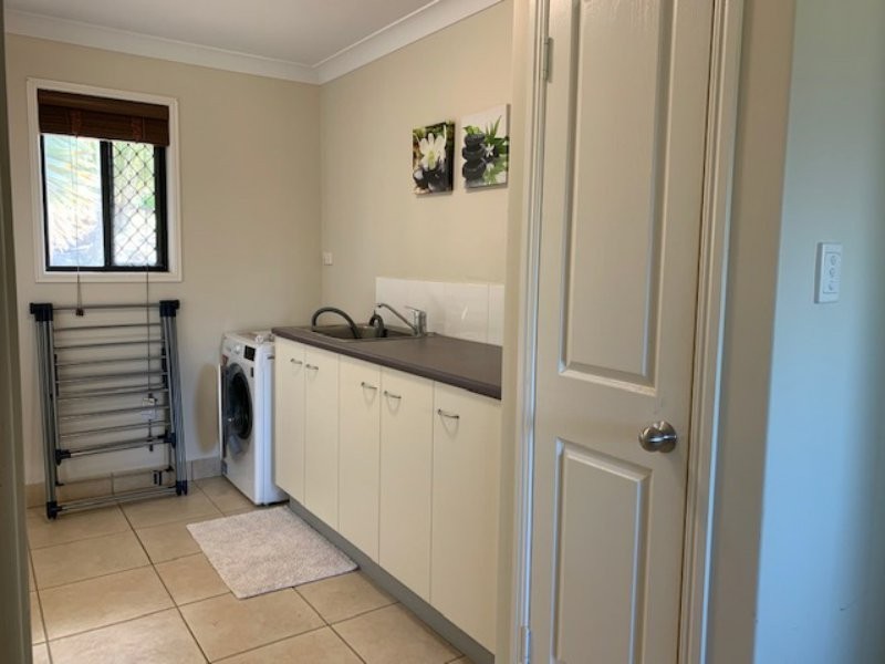 33 Dedekind Avenue, Benaraby QLD 4680