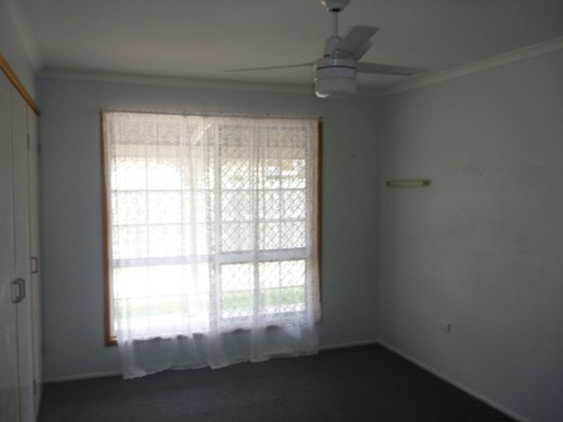 4 Berringa Close, West Gladstone QLD 4680