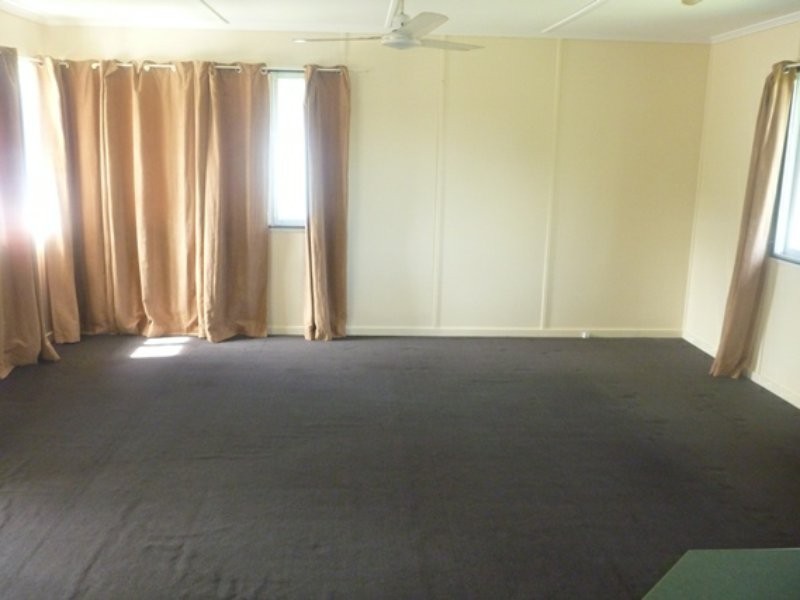 29 Coase Street, West Gladstone QLD 4680