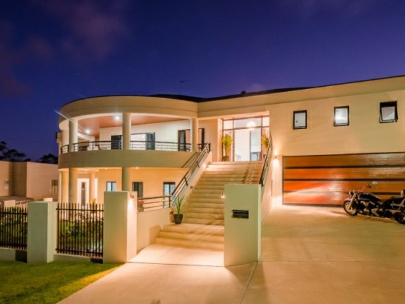 8 Mallard Court, South Gladstone QLD 4680