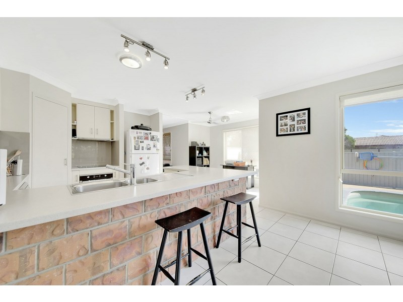 1 Ashbrook Court, New Auckland QLD 4680