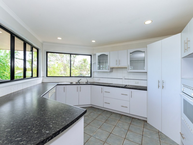 4 Neluna Rise, Sun Valley QLD 4680