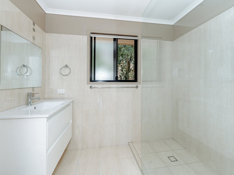 4 Neluna Rise, Sun Valley QLD 4680