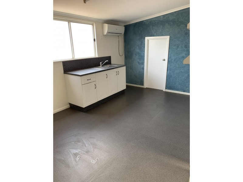 3/12 Bassett Street, Callemondah QLD 4680