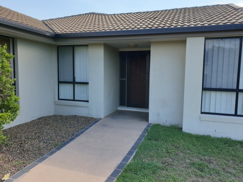 8 Beezley Street, Glen Eden QLD 4680
