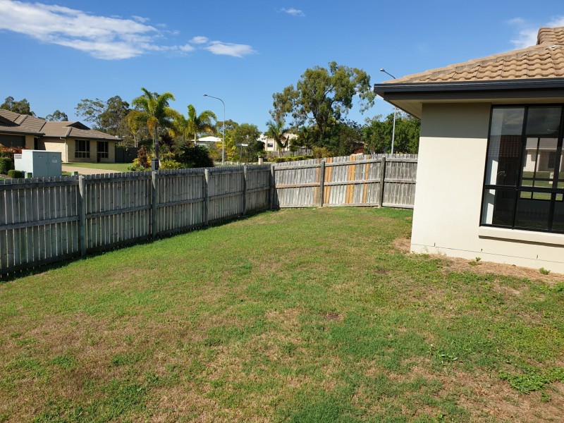 8 Beezley Street, Glen Eden QLD 4680