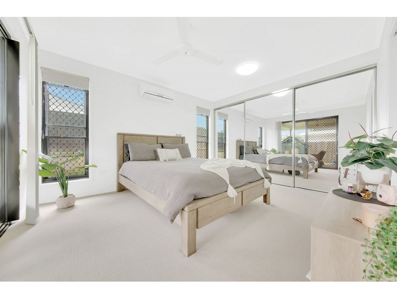 22 Petrel Street, Kirkwood QLD 4680