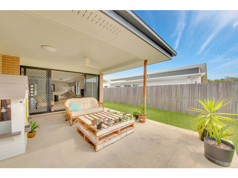 22 Petrel Street, Kirkwood QLD 4680