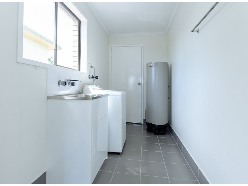 32 Cockatoo Drive, New Auckland QLD 4680