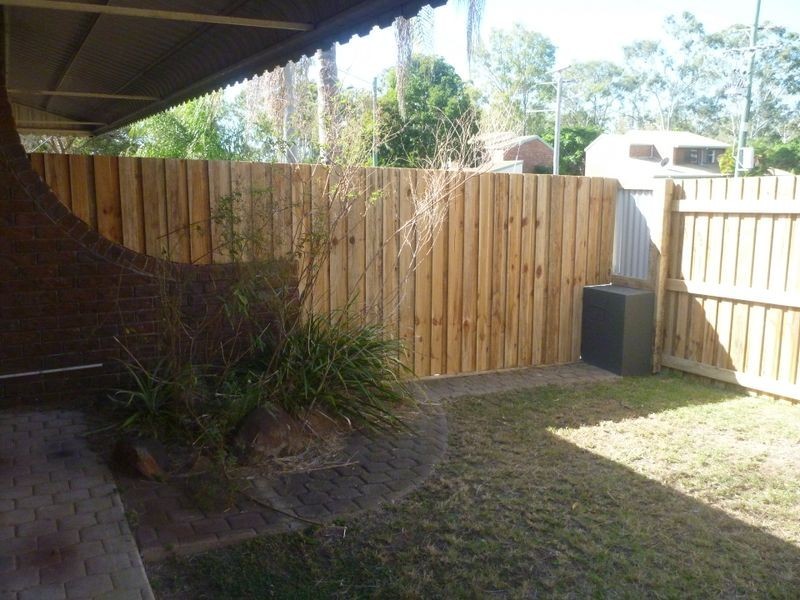 Unit 1/38 Beak Street, New Auckland QLD 4680