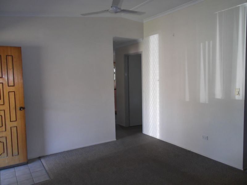 Unit 1/38 Beak Street, New Auckland QLD 4680