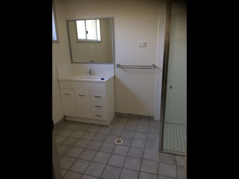 Unit 1/38 Beak Street, New Auckland QLD 4680