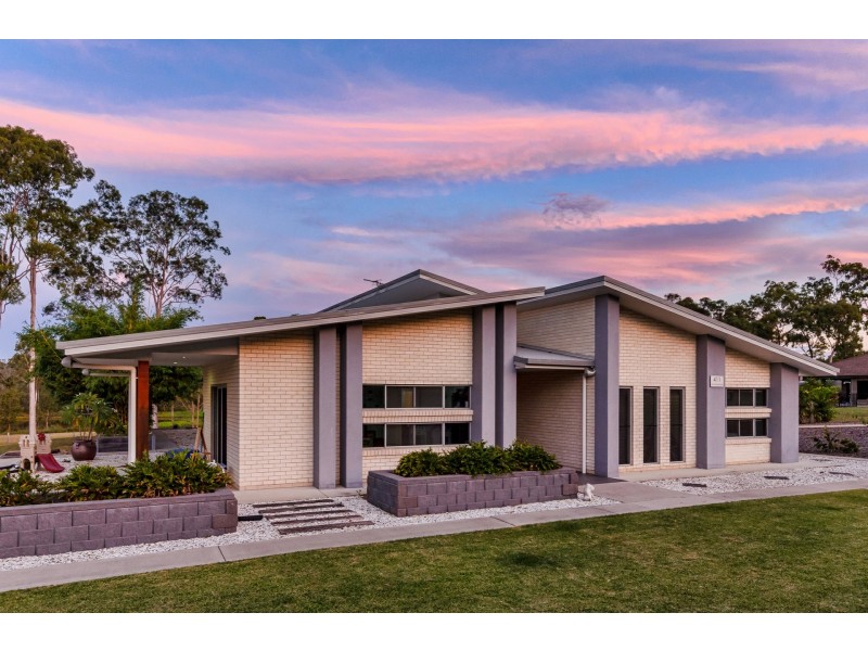411 Jim Whyte Way, Burua QLD 4680