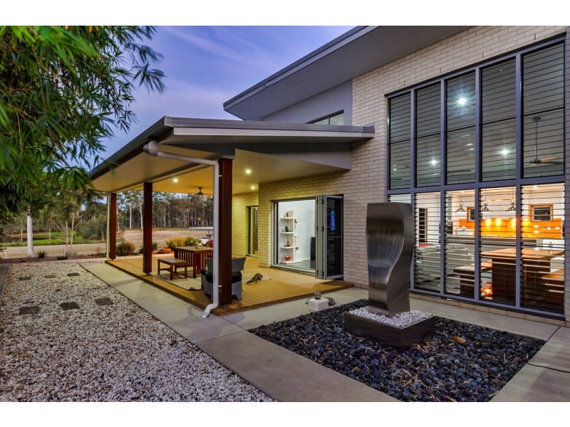 411 Jim Whyte Way, Burua QLD 4680