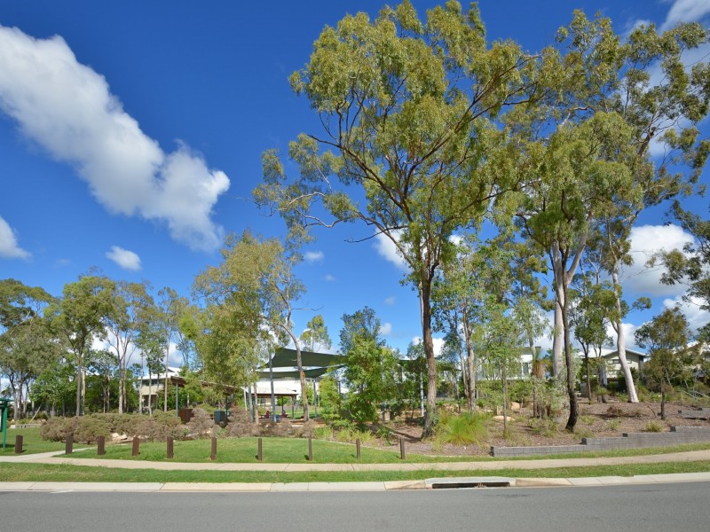 18 Harmony Drive, Clinton QLD 4680