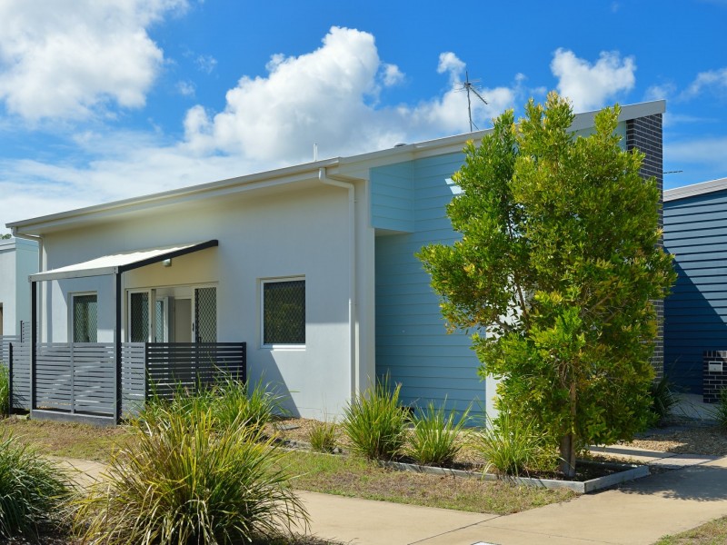 18 Harmony Drive, Clinton QLD 4680