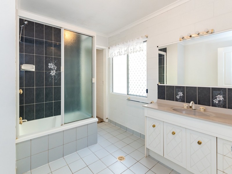 51 Allunga Drive, Glen Eden QLD 4680