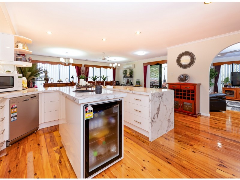 16 Lakefield Court, South Gladstone QLD 4680