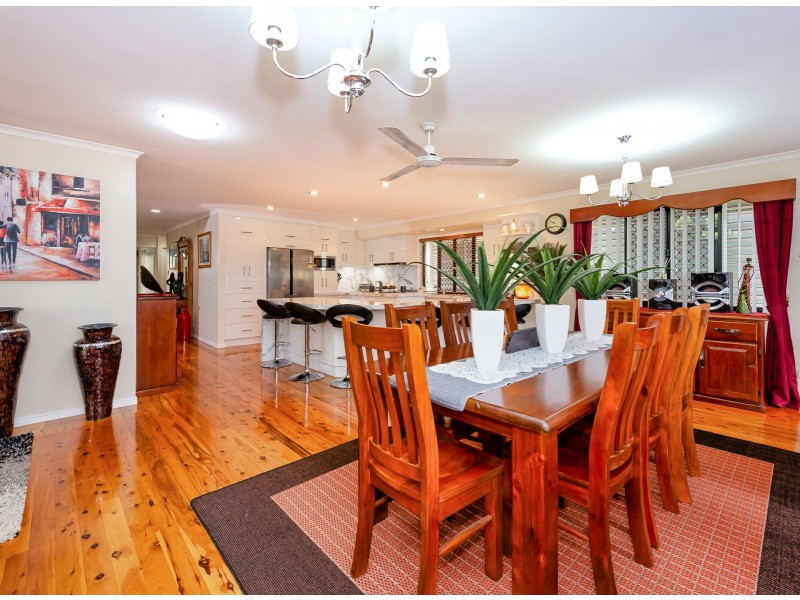 16 Lakefield Court, South Gladstone QLD 4680