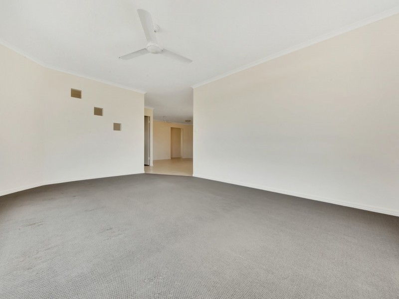 34 Emmadale Drive, New Auckland QLD 4680