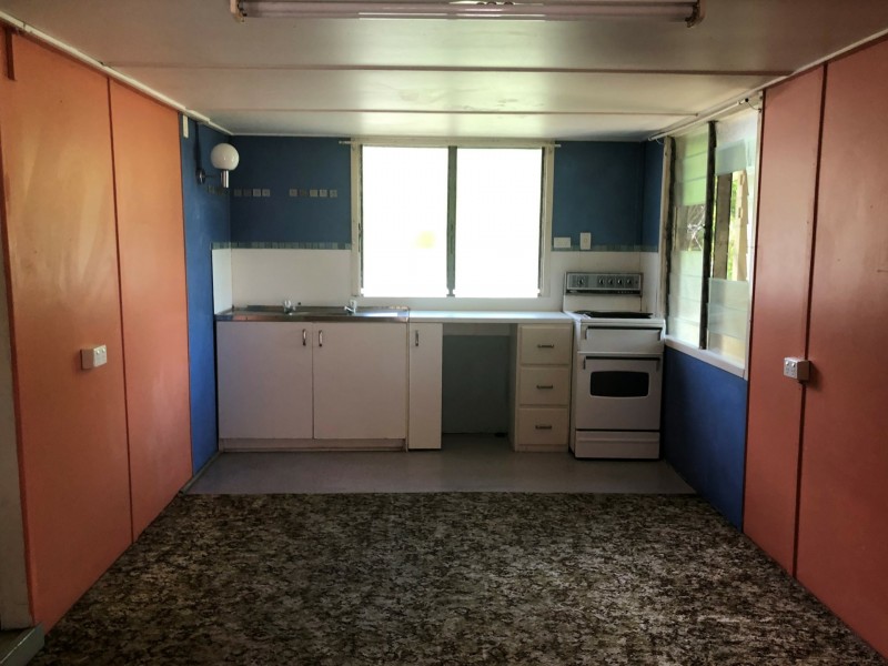 55 Eden Street, South Gladstone QLD 4680