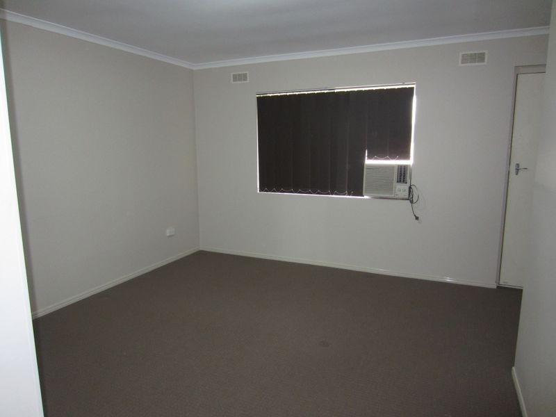 Unit 3/135 Toolooa Street, South Gladstone QLD 4680