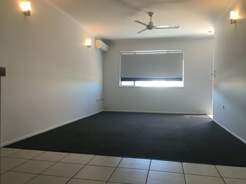 2/141 Oaka Lane, Gladstone QLD 4680