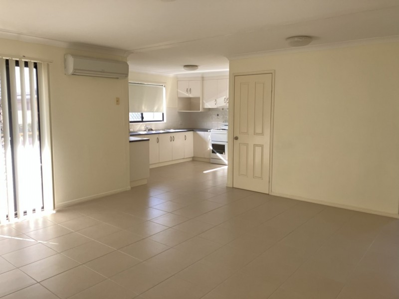1/129 Off Lane, South Gladstone QLD 4680